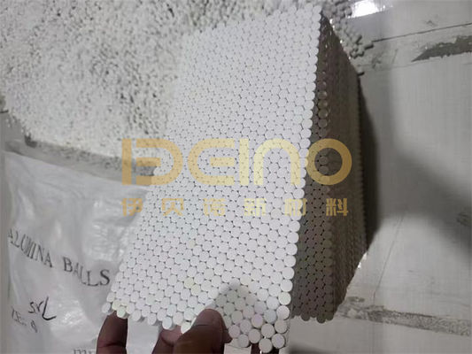 แผ่นเซรามิกทนสึกช่วยแก้ปัญหาการสึกหรอของอุปกรณ์ซีเมนต์ เหล็ก และเหมืองแร่